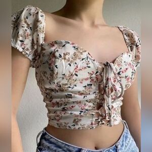 2 BELLA Floral Puff Sleeve Lace-Up Crop Top - Milkmaid Cottagecore - Large